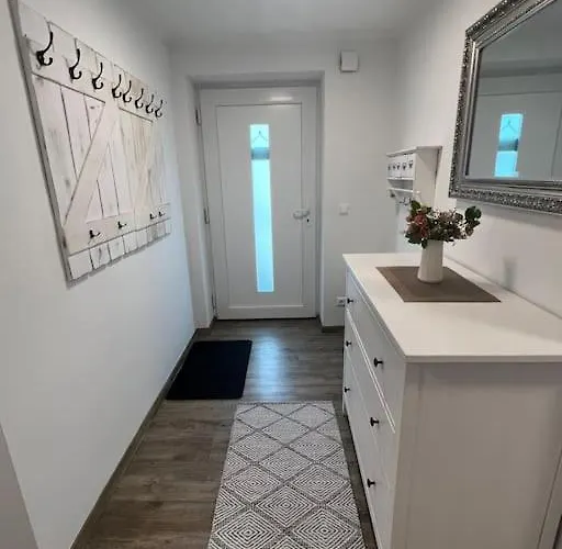 Gemuetliche In Velden! * וולדן אם וורתרסי